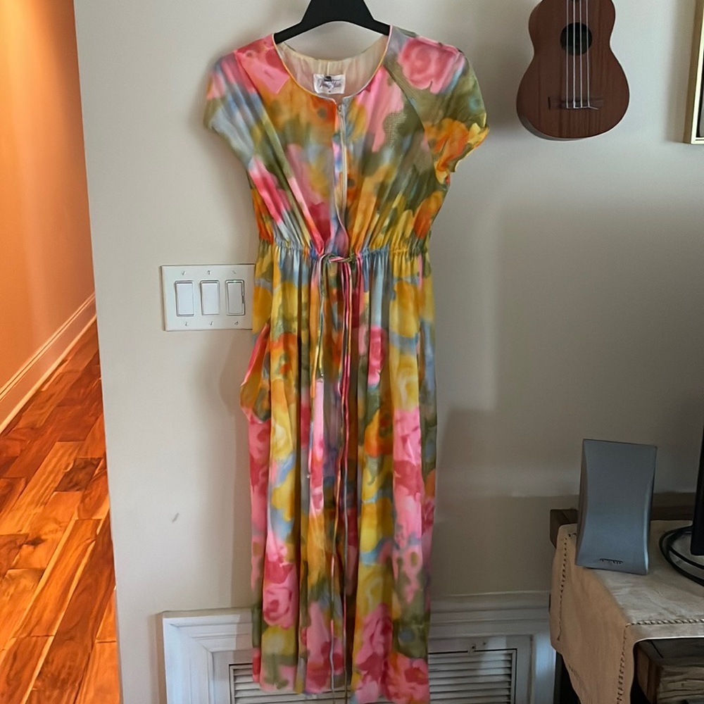 Vintage vanity fare dress or robe